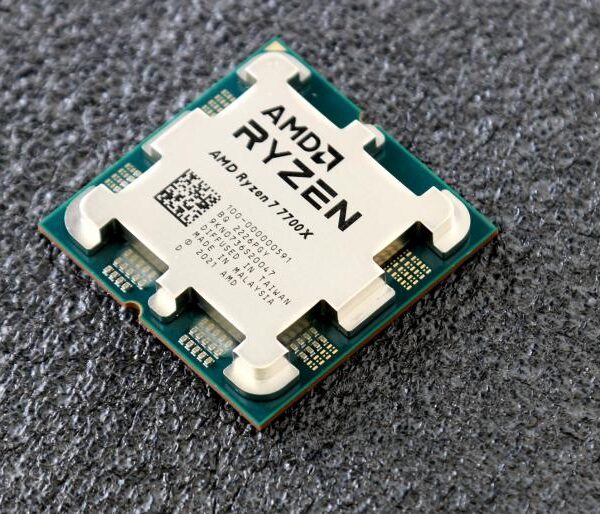 AMD CPU RYZEN 7, 7700X, AM5, 4.50GHz 8 CORE, CACHE 32MB, 105W, WOF