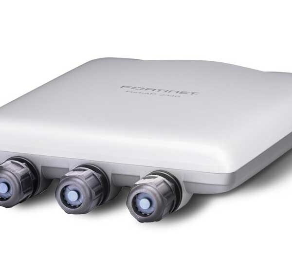 FORTIAP-234G ACCESS POINT OUTDOOR TRI-BAND WI-FI-6E IEEE 802.11AX 2.4/5/6GHZ ANTENNE INTERNE, 2X 100